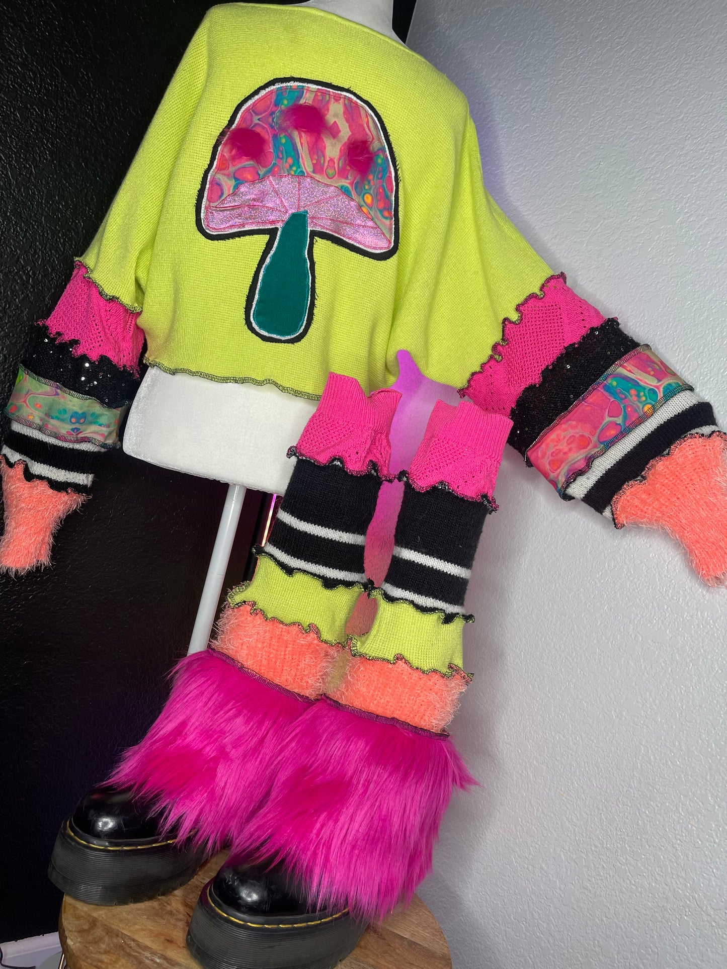 Neon Yellow Griztronics Mushroom Top With Leg Warmers Set